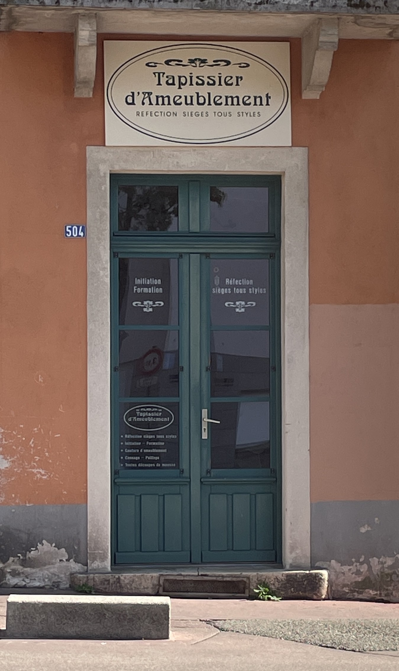 Porte d'entrée de l'atelier